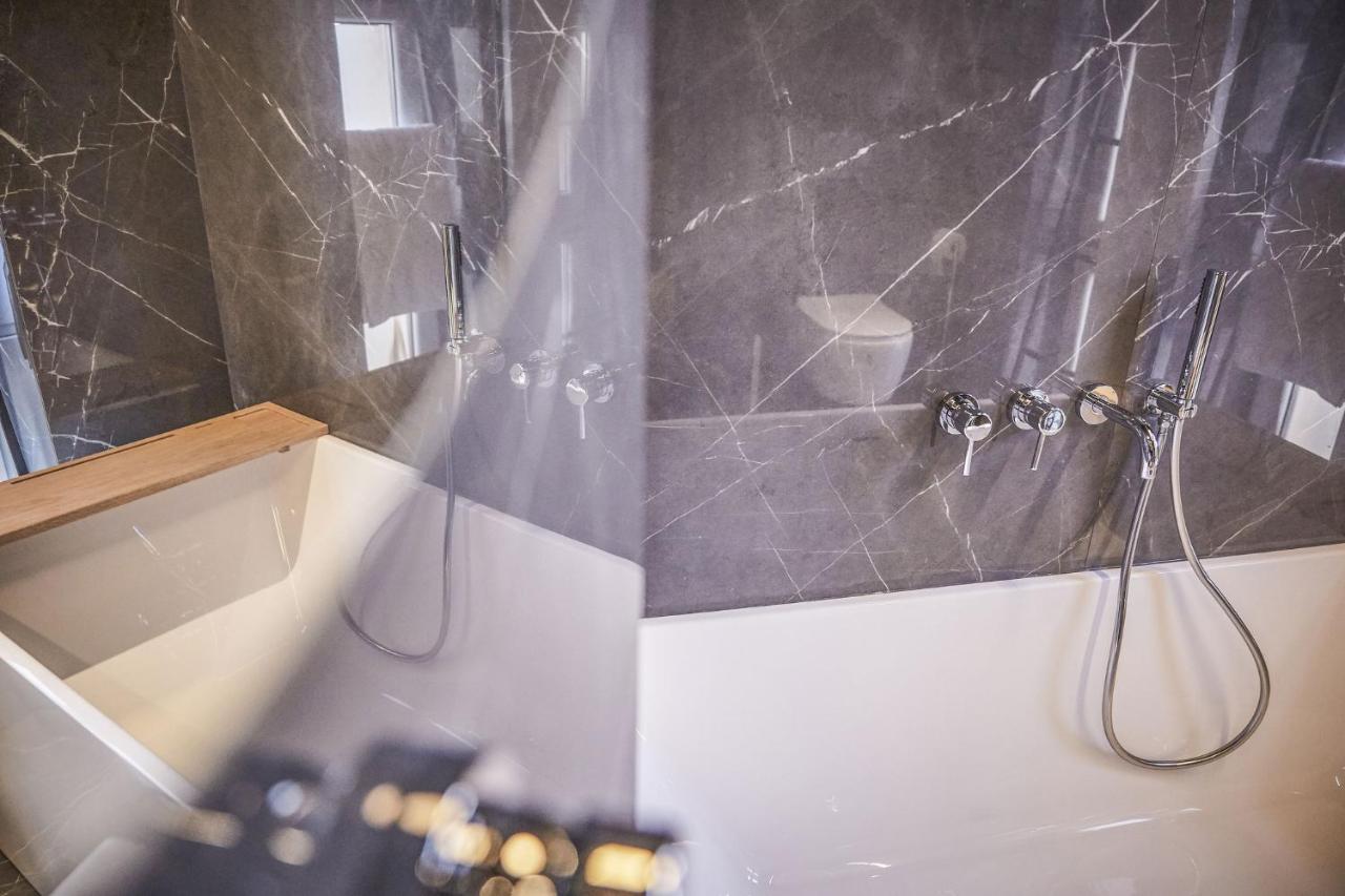 Hotel Oniro - Luxury Rooms & Wellness Suites (Adults Only) Tournai Eksteriør bilde